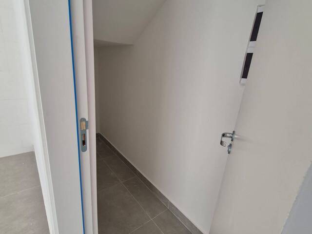 Casa para Venda em Serra - 5