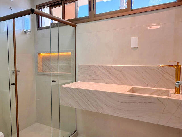 Casa para Venda em Serra - 4