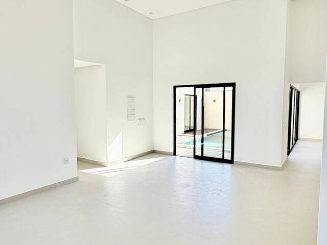 Casa para Venda em Serra - 5