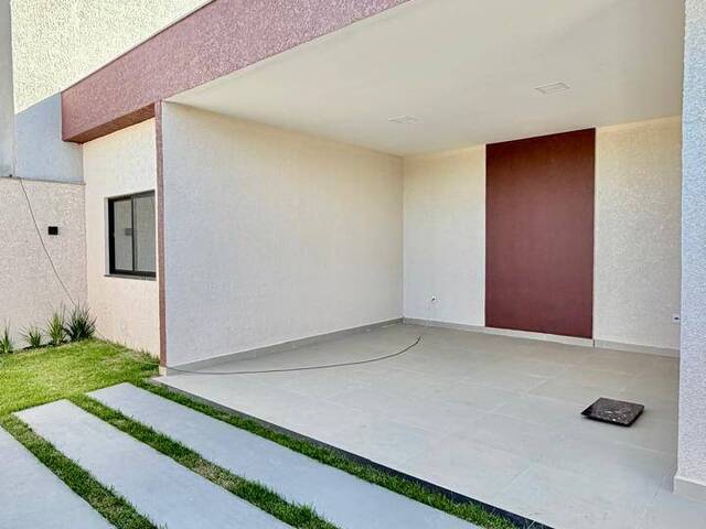 Casa para Venda em Serra - 2