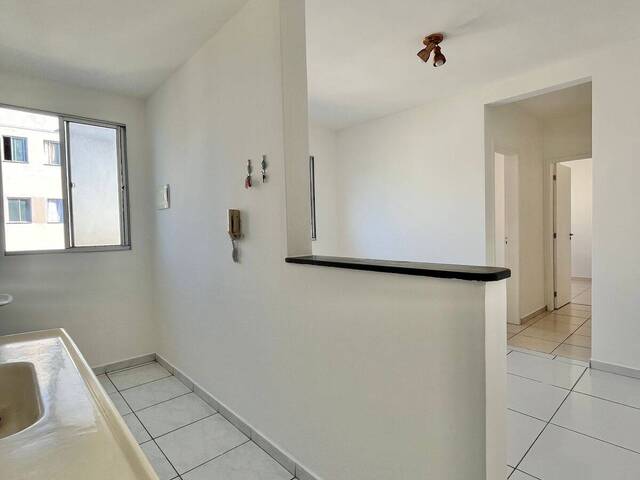 #37 - Apartamento para Venda em Serra - ES