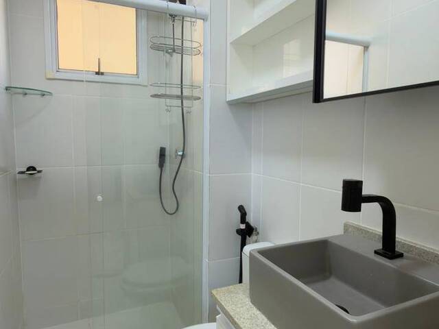 Apartamento para Venda em Serra - 4