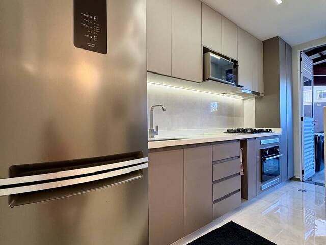 Apartamento para Venda em Serra - 3